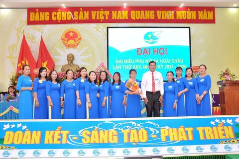 ĐẠI HỘI ĐẠI BIỂU HỘI LHPN XÃ HOÀI CHÂU KHÓA XXV, NHIỆM KỲ 2021 - 2026